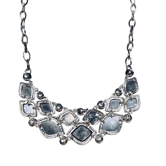 Dana Buchman Silver Tone Bib Necklace With Green Cabochons (6126) - Picture 8 of 8